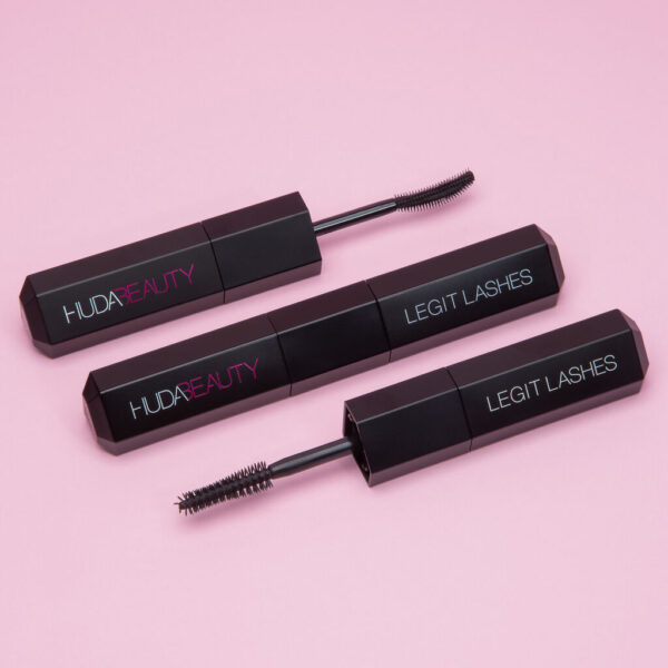 Huda full size mascara